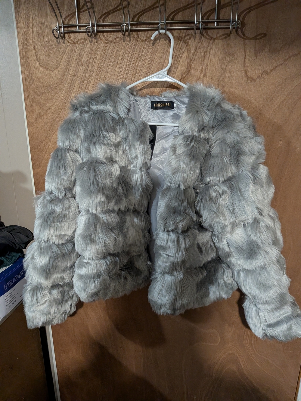 Women’s Plush Faux Fur Jacket in Light Gray